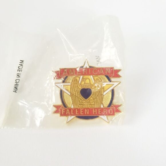 U.S. Military American Fallen Hero Lapel Pin NEW - Picture 2 of 5